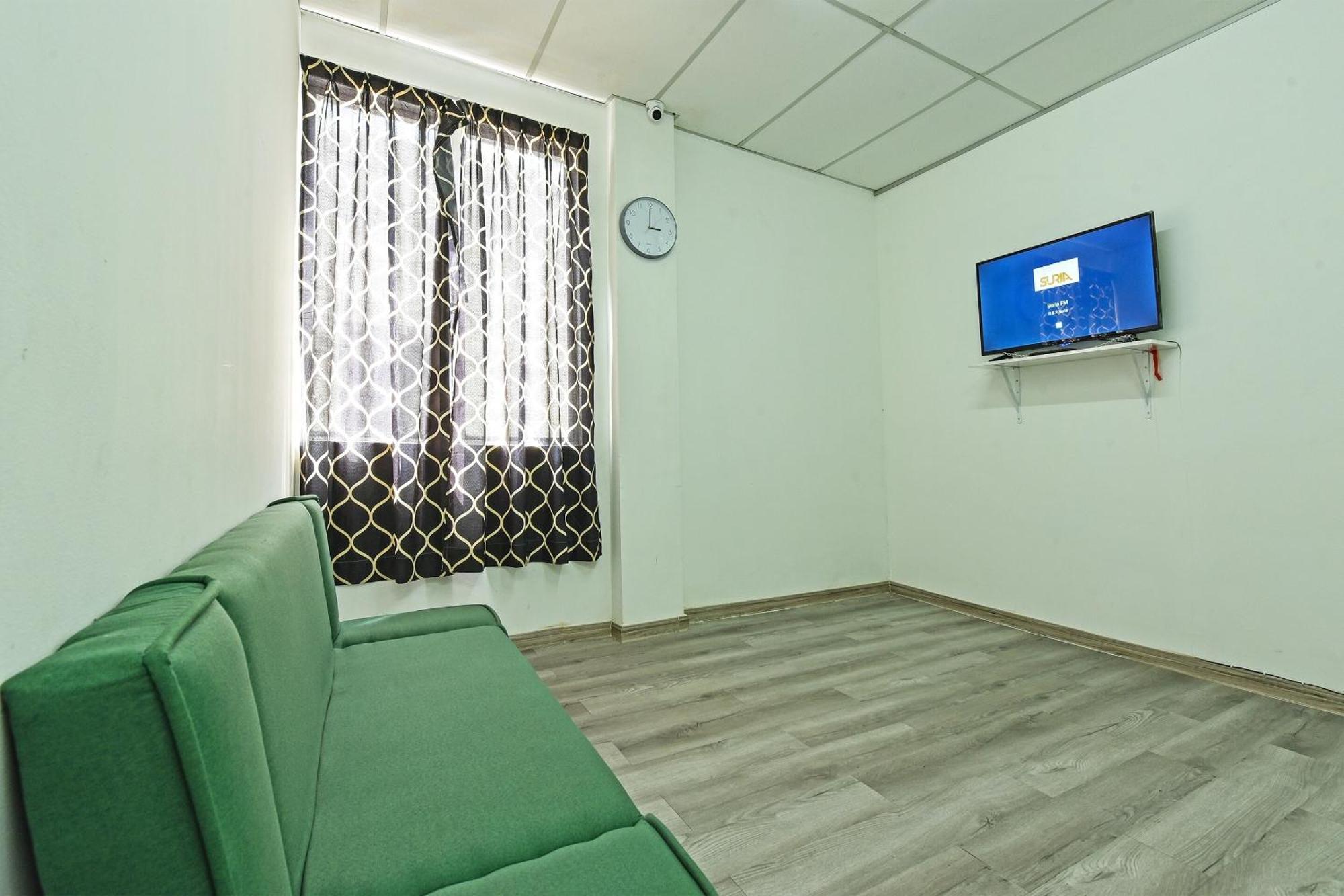 Spot On 90500 Sri Rampai Metro Hostel Куала Лумпур Екстериор снимка